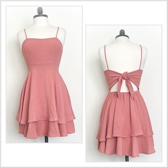 💕Beautiful Like New Dusty Rose Mini Dress Tired Skirt Open Back with Tie💕 - Picture 5 of 5